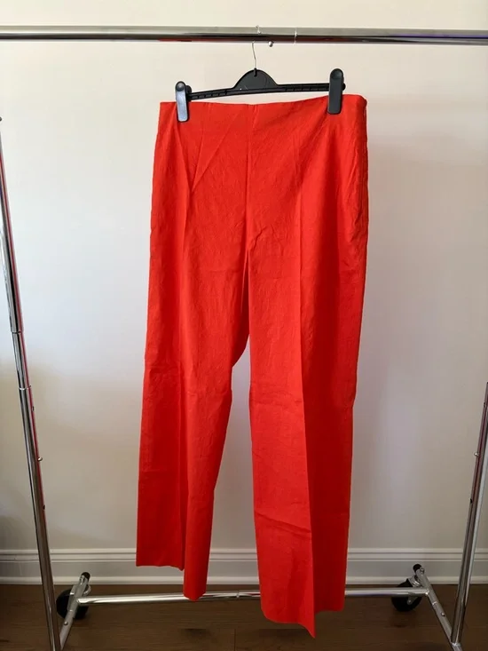 Theory Wide-Leg Pants in Bright Red - Picture 2 of 9